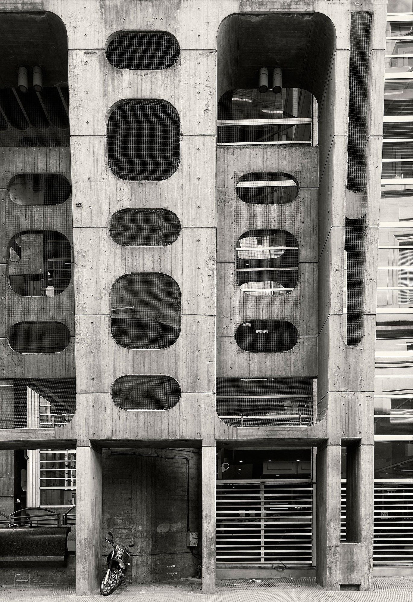 The Bank of London and South America // Clorindo Testa // Буэнос-Айрес, 1959–1966, 3