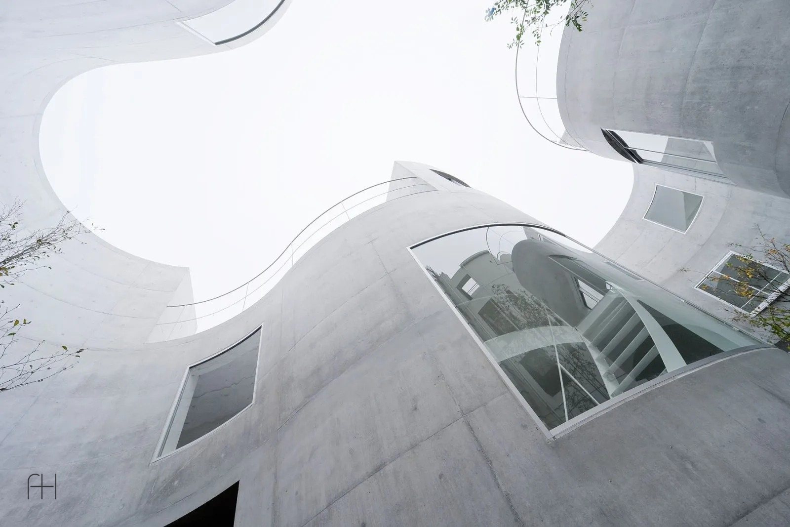 Okurayama Apartments // SANAA // Йокогама, Япония, 4