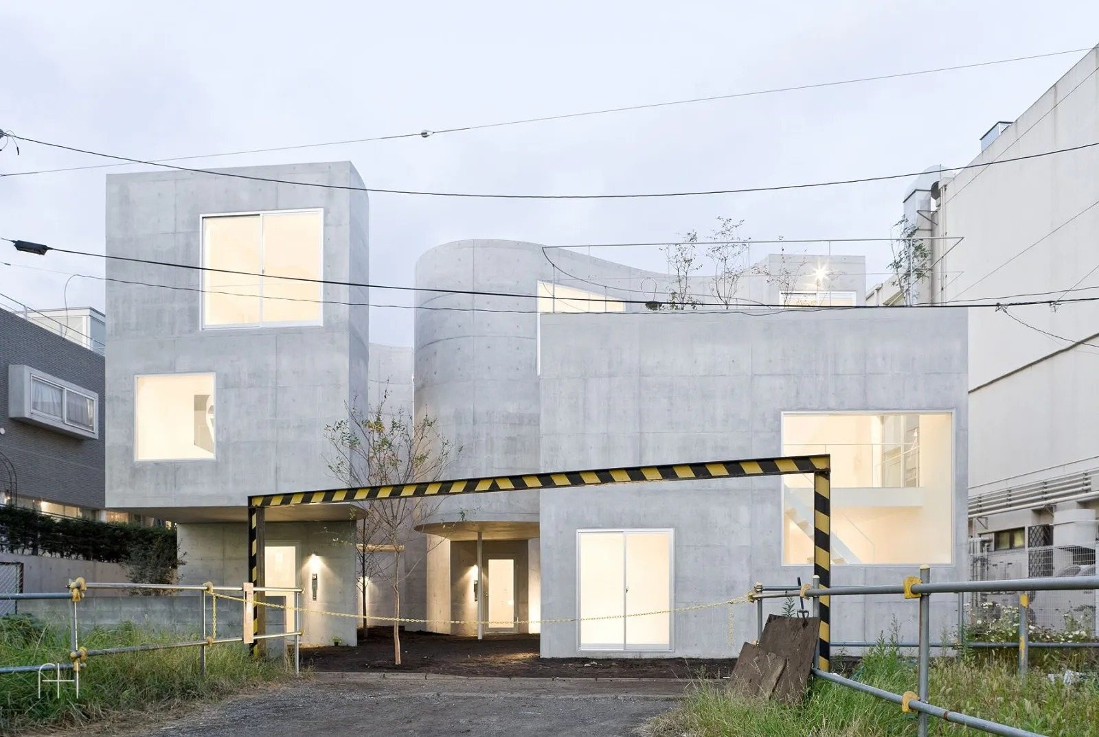 Okurayama Apartments // SANAA // Йокогама, Япония, 6