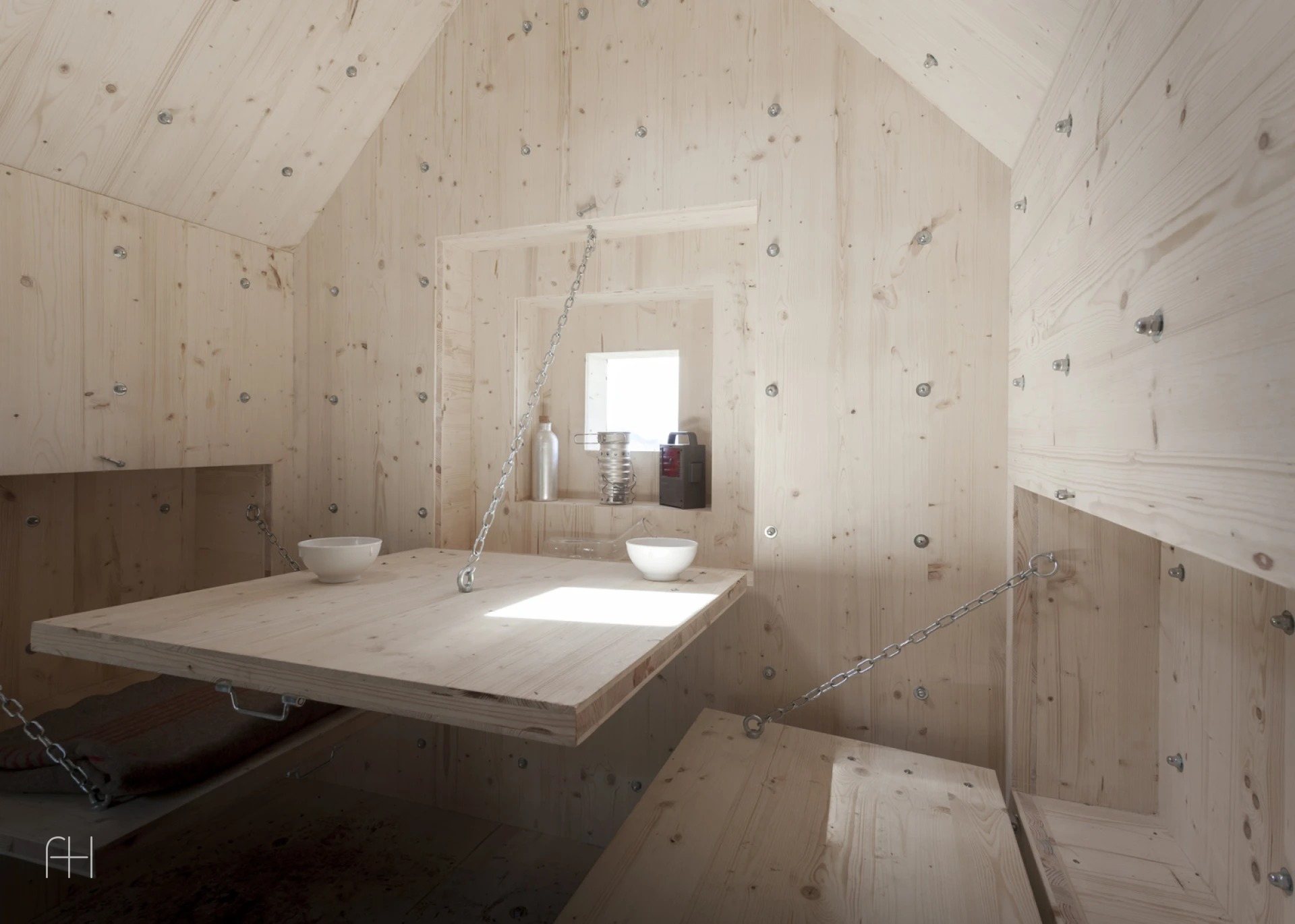 Antoine // Bureau A // Швейцарские Альпы, 6