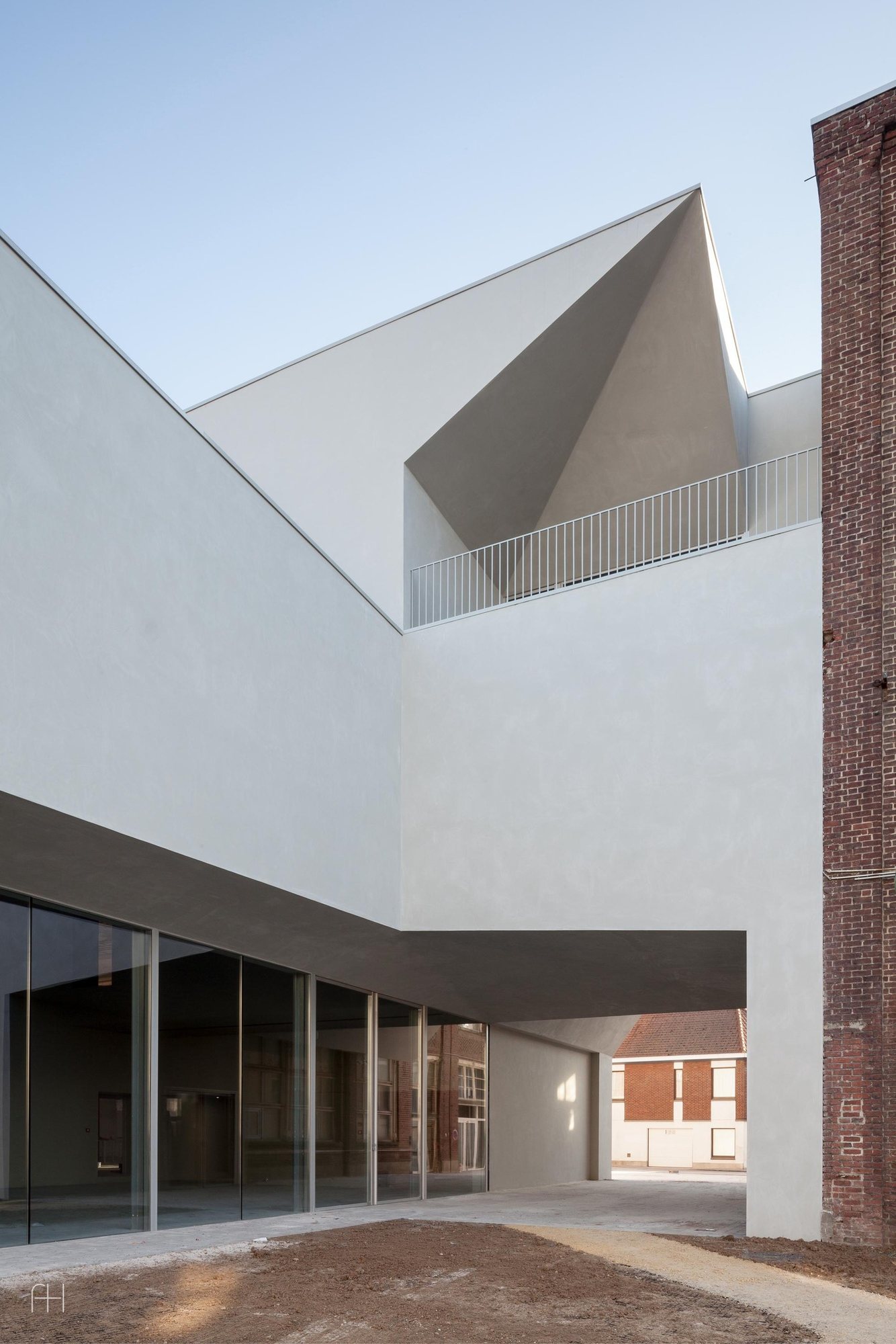 Architecture Faculty LOCI // Manuel Aires Mateus, Tim Van de Velde // Турне, Бельгия, 4