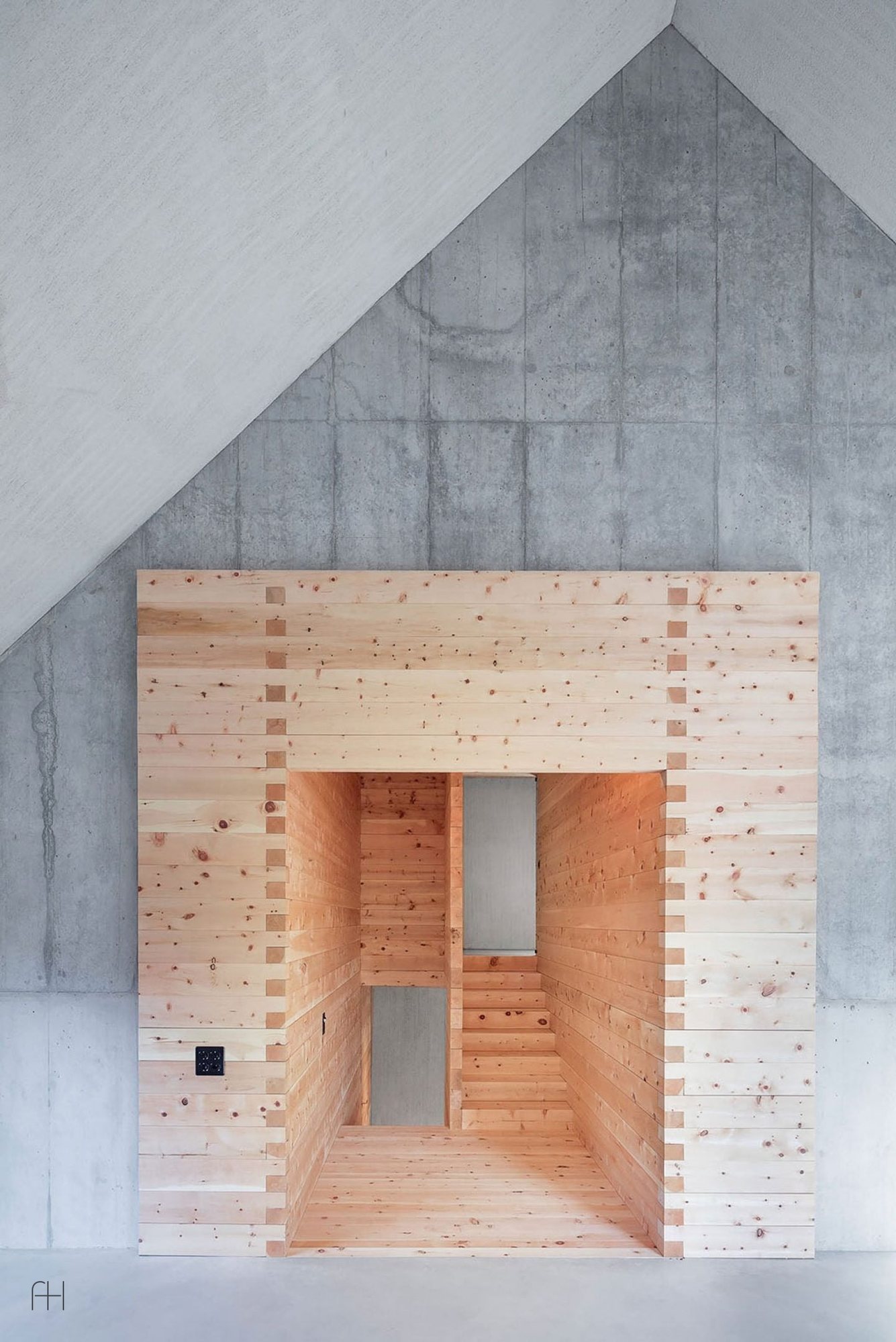 The Trin Cabin // Schneller Caminada Architects // Трин-Мулин, Швейцария, 2
