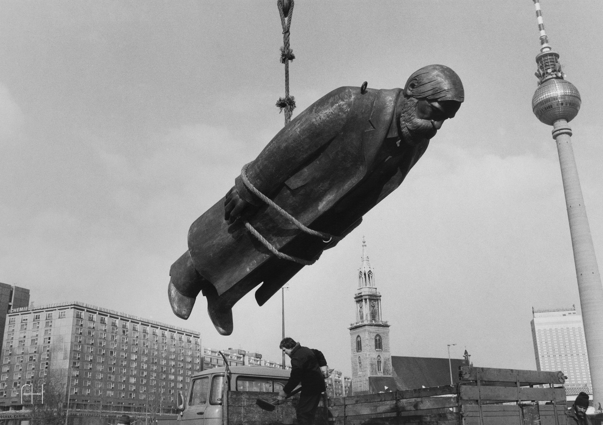 Town and Country and Dogs // Sibylle Bergemann // Berlin, 1966–2010, 2