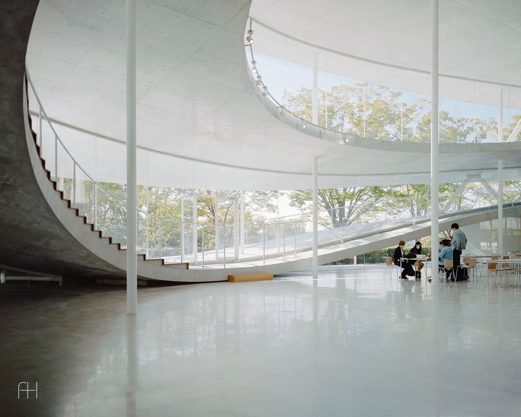 Arts and Science Faculty Building, Osaka University of Arts // Kazuyo Sejima & Associates // Япония, 4