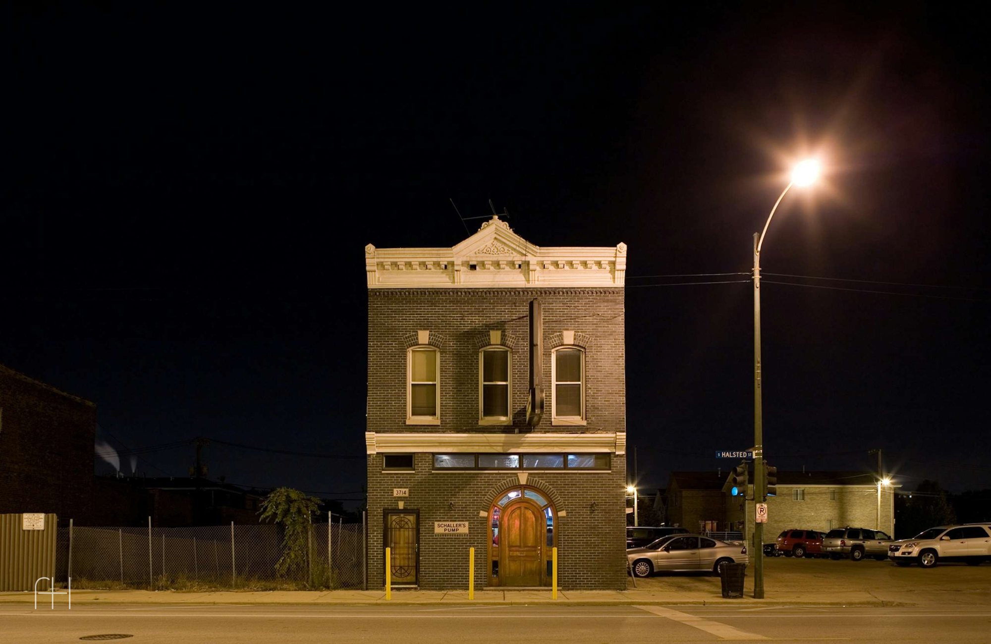Architectural distancing // Isolated Building Studies // David Schalliol // USA, 2006–present, 6