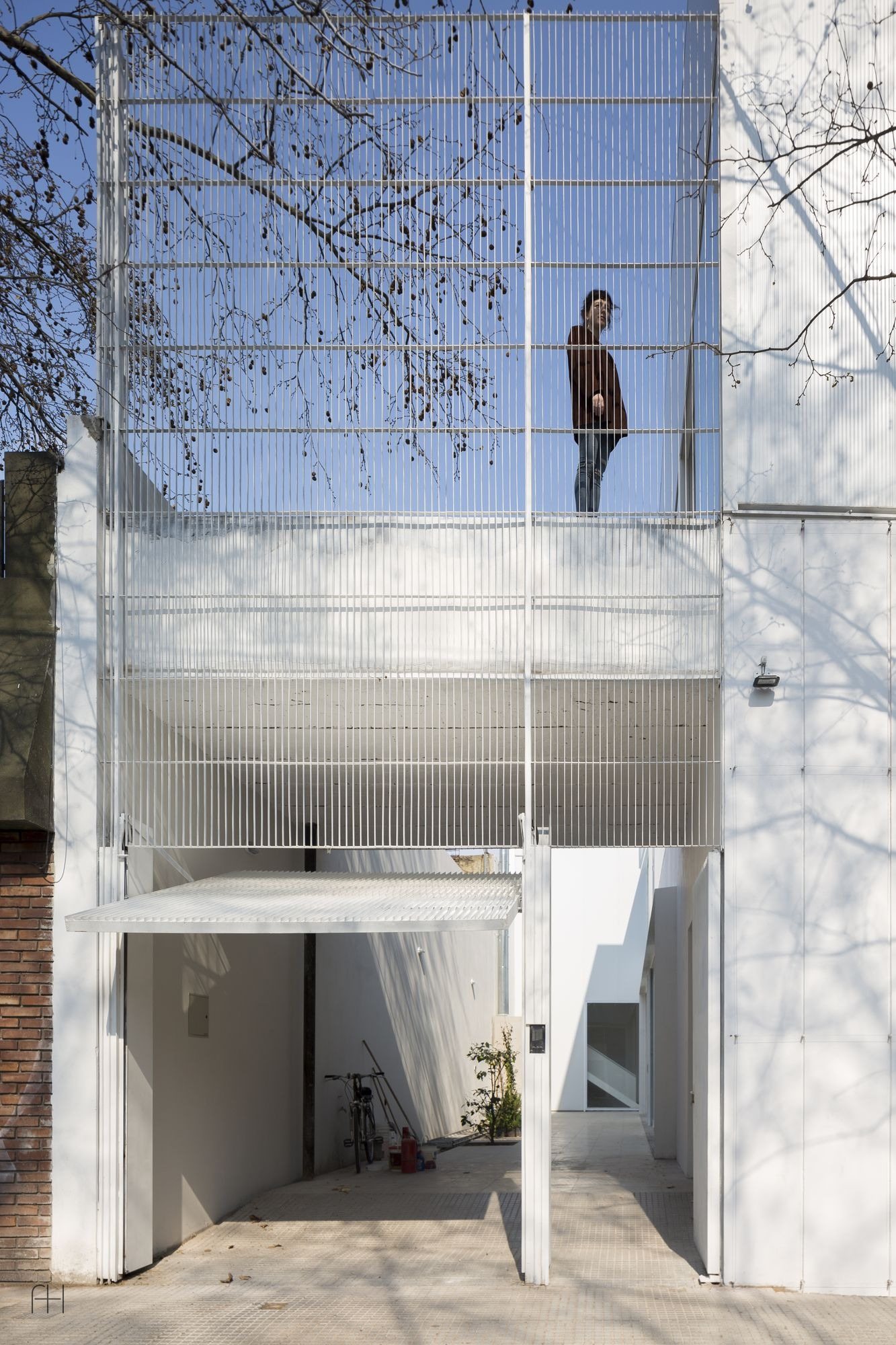 Casa Castillo, 8