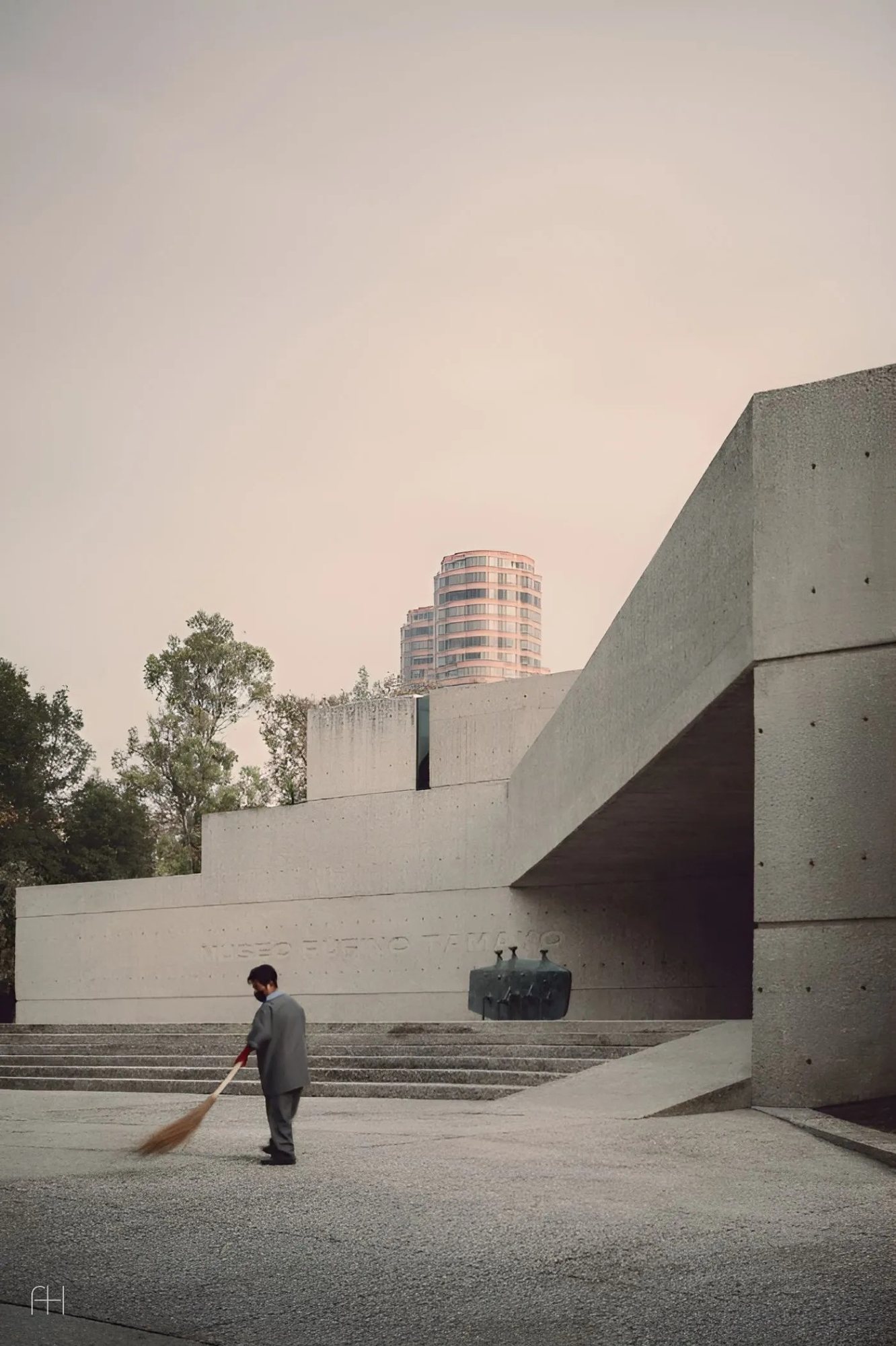 Tamayo Museum, 1