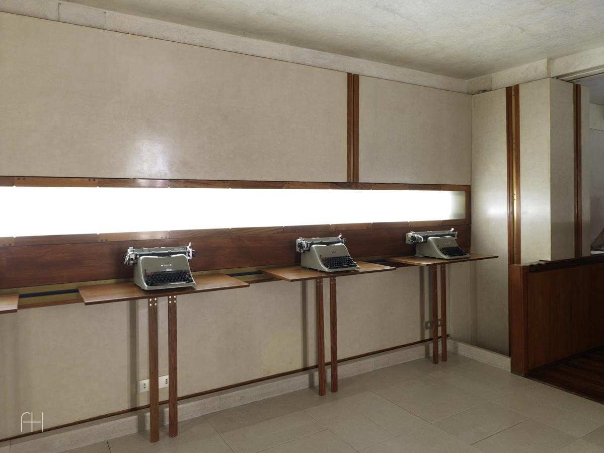 Витрина Negozio Olivetti, 4