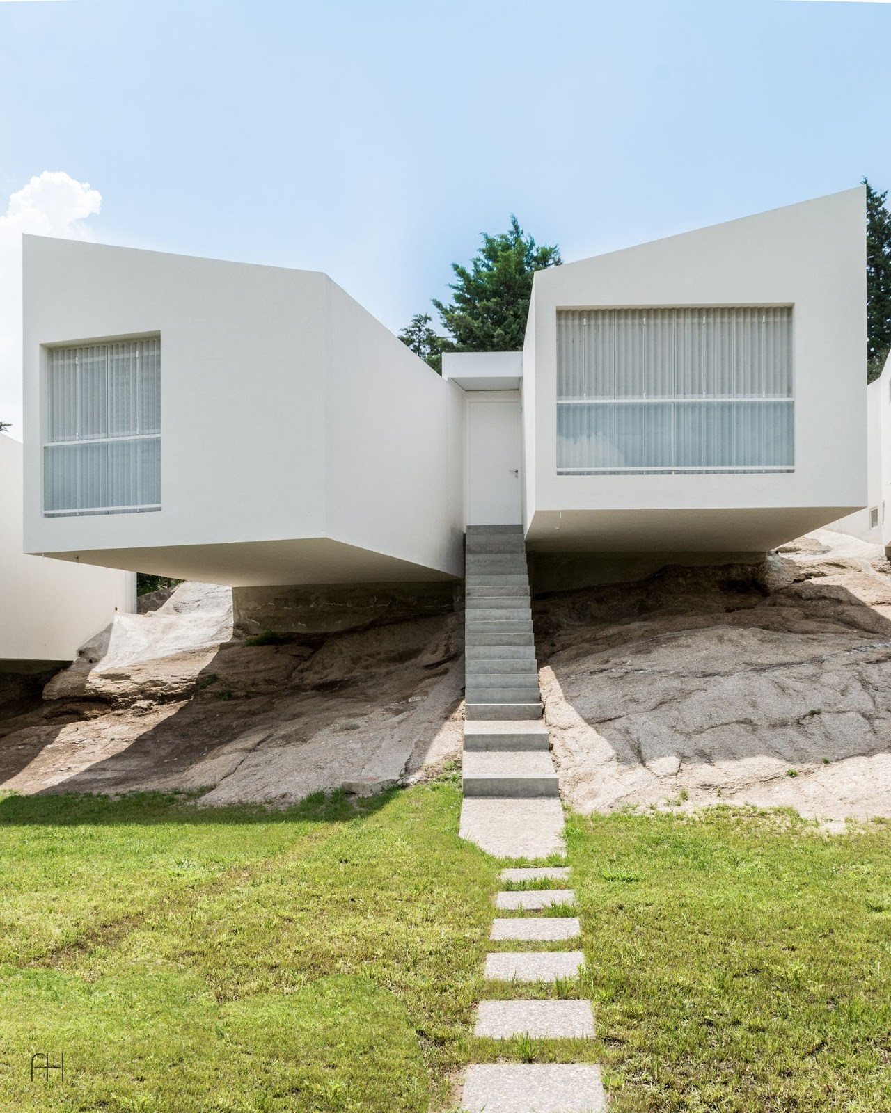 Five Houses // Carlos Ciravegna // San Roque Lake, Argentina, 3