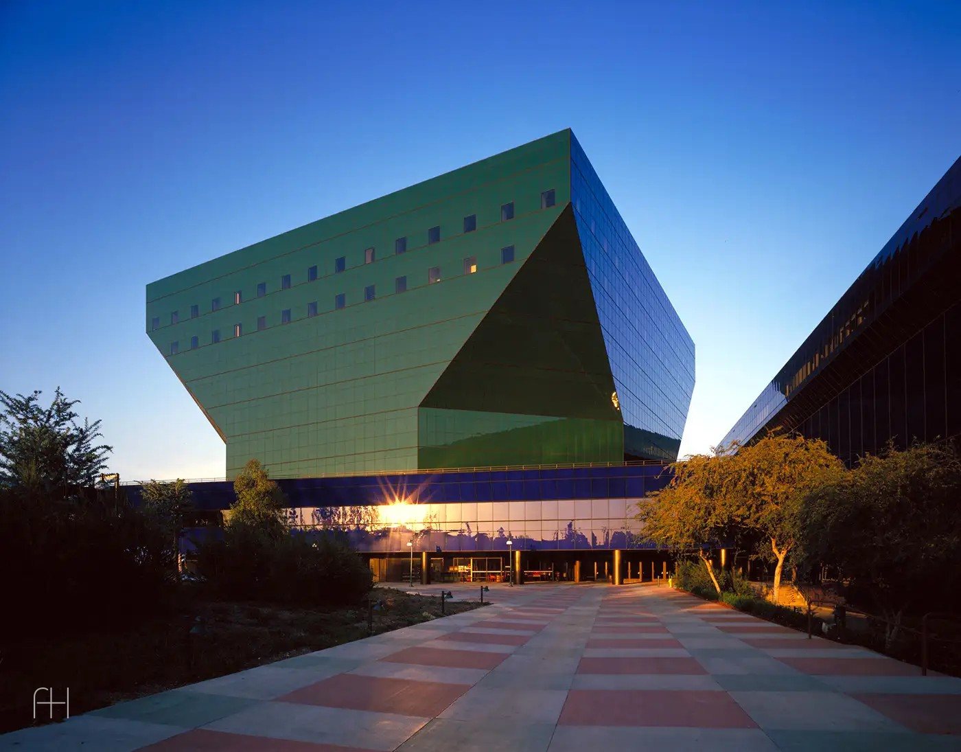Pacific Design Center // Cesar Pelli // West Hollywood, California, USA, 1971–1975, 3