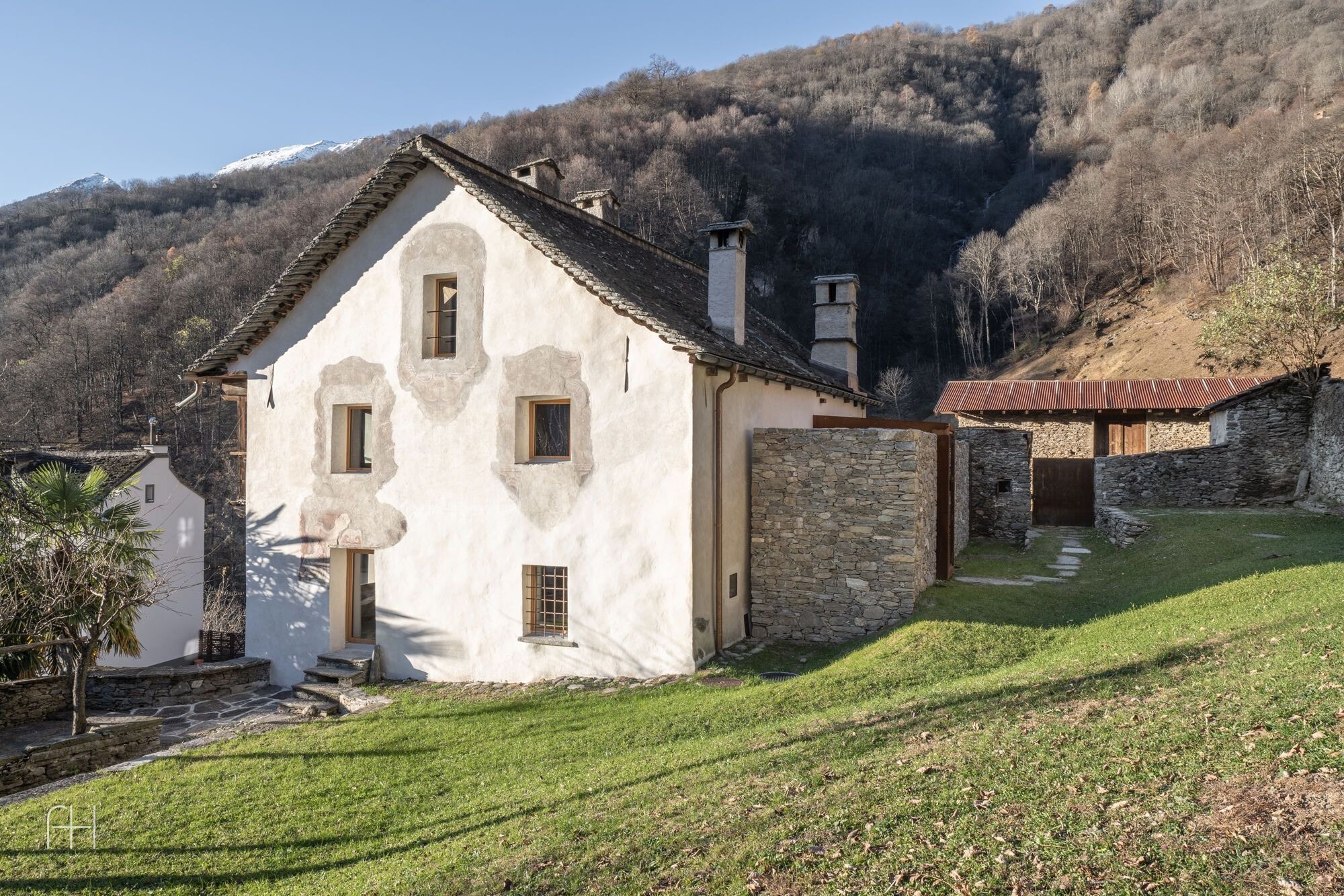 Casa Romagnolo // Wespi de Meuron Romeo // Маролта, Швейцария, 2