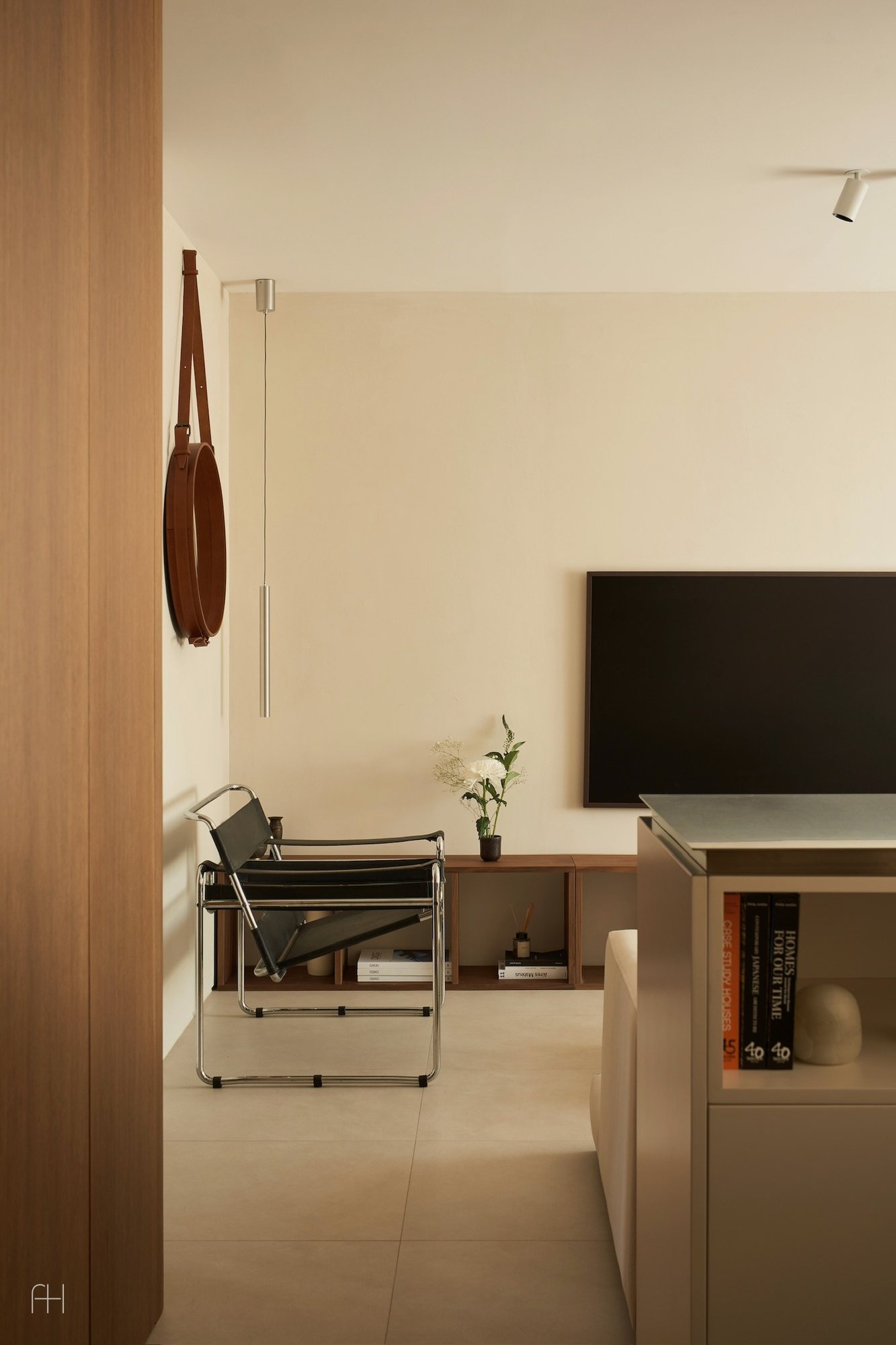 VAPA House, 7