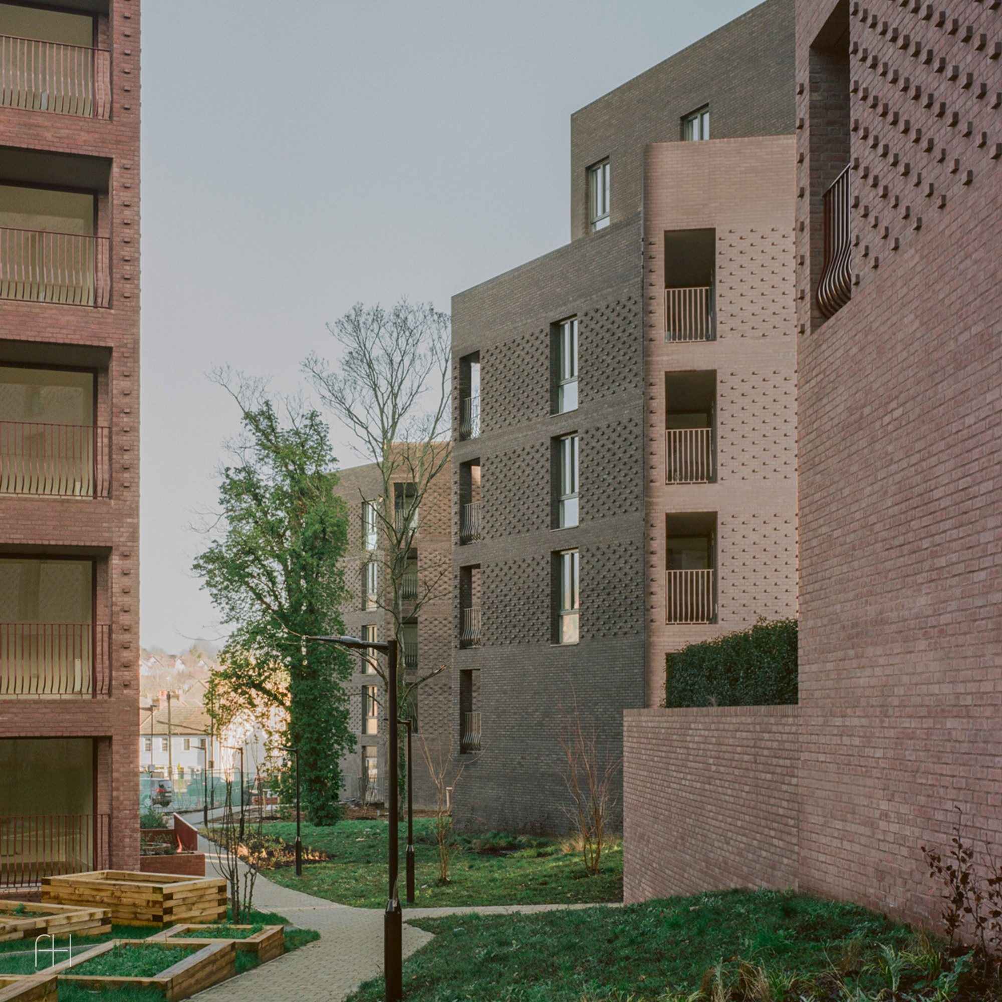 Lion Green Road // Mary Duggan Architects, Ruff Architects // Croydon, United Kingdom, 2
